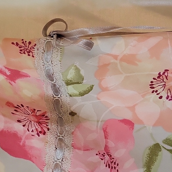 Venezia Silk Blouse 18/20 - Picture 6 of 9